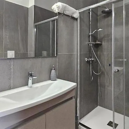 Luxurious In Crotone